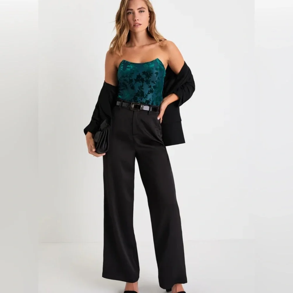 Lulus Iconic Beauty Emerald Green Velvet Floral Strapless Bodysuit - Picture 2 of 10